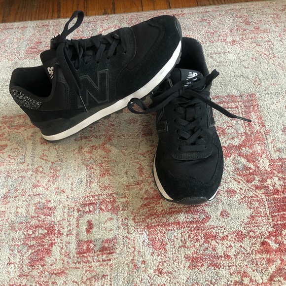 new balance 574 pebble street